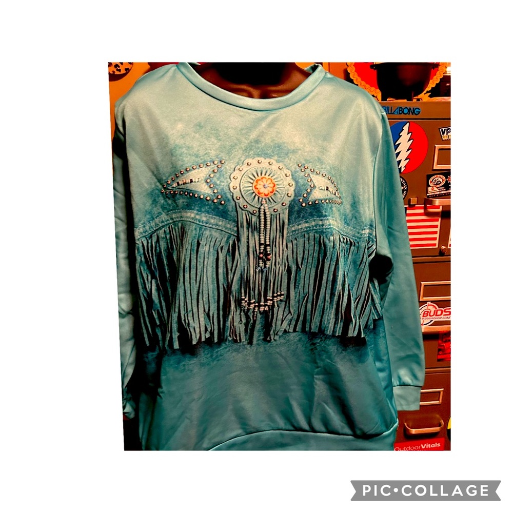Ladies light weight south western design sweatshirt.